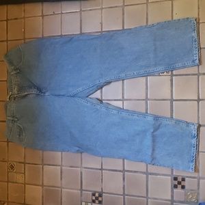 Riders by Lee 100% cotton straight leg relaxed fit light wash jeans